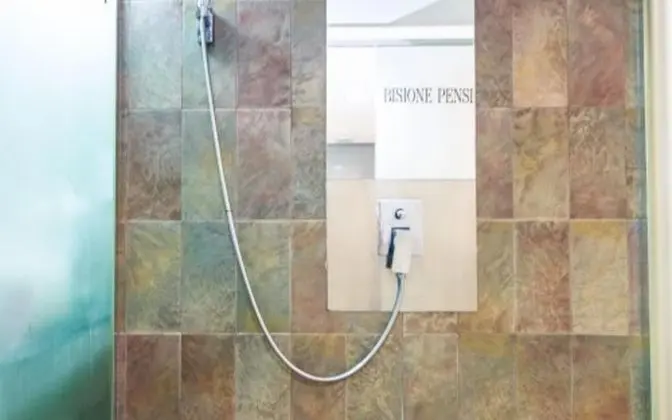 Oda (Martini 303 (Whirlpool Spa Duplex))