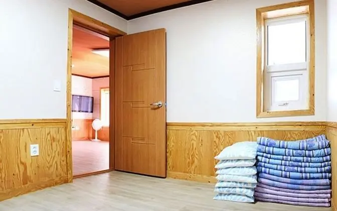 Oda (Mountain Sunset Room (Main Building 2)