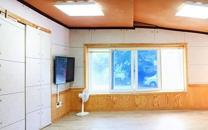 Oda (Mountain Sunset Room (Main Building 2)