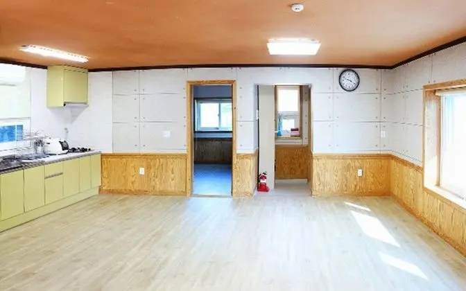 Oda (Sunrise Room (Main Building 1))