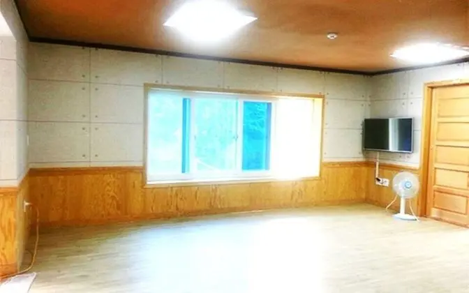 Oda (Sunrise Room (Main Building 1))