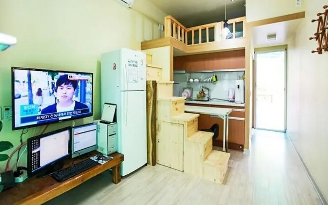 Oda (Beige Room (Duplex))
