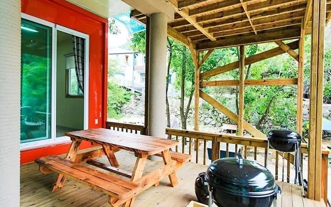 Oda (Beige Room (Duplex))