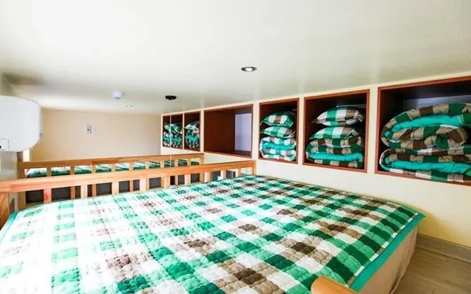 Oda (Red Green Room (Double Floor))