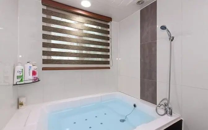 Oda (Lavender (Unshared House Duplex Spa))