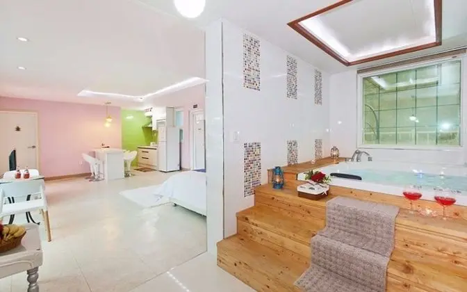 Oda (Mint (Jet Spa))