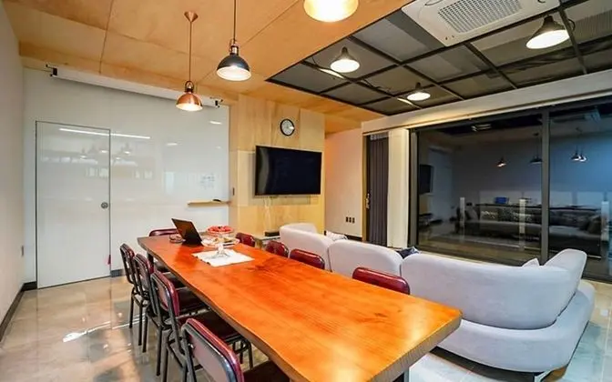Oda (Junghwa-yeokgak Building 2 (Duplex in)