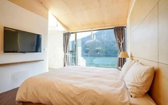 Oda (Junghwa-yeokgak Building 2 (Duplex in)