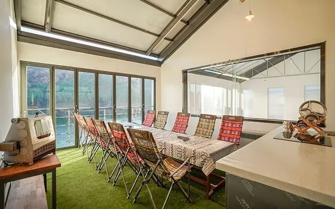 Oda (Junghwa-yeokgak Building 2 (Duplex in)