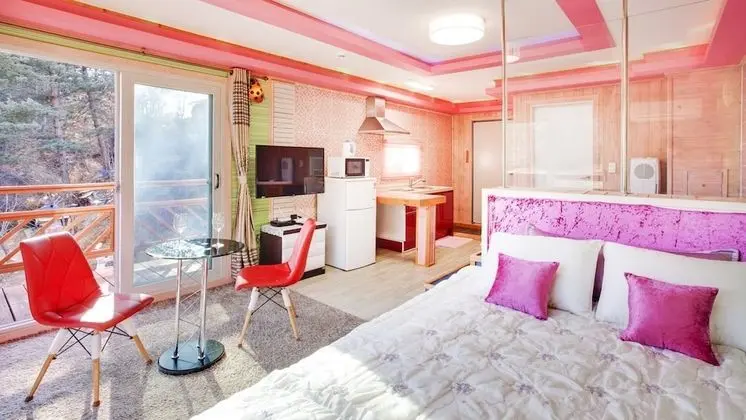 Basic Oda, 1 Yatak Odası (Romanticpink ( F2,Jetspa ))