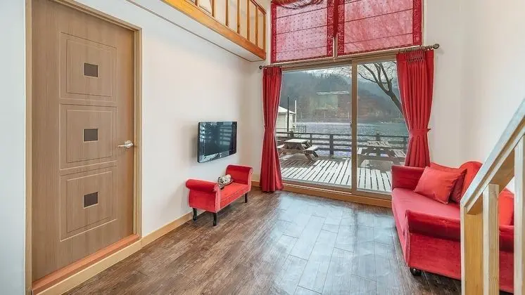 Basic Oda, 1 Yatak Odası (Red (pet/river view))
