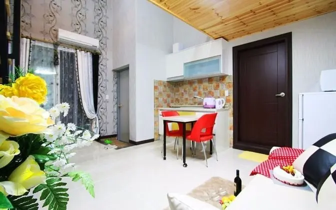 Oda (Lemon Four (Duplex Spa))