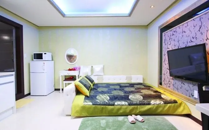 Oda (Lemon Two (Spa))