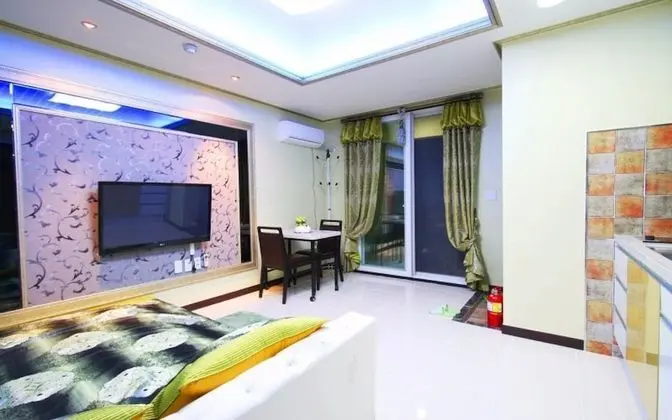 Oda (Lemon Two (Spa))