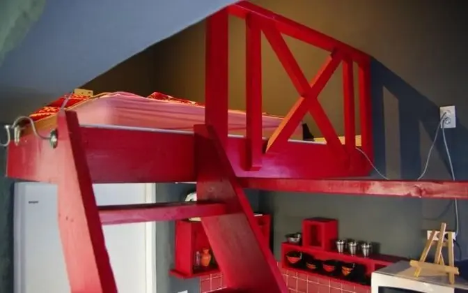 Oda (Cinema flooring (Duplex))