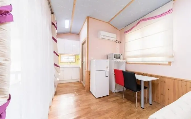 Oda (Austin (Pet Allowed Private BBQ))