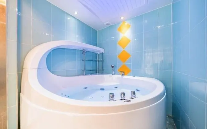 Oda (Kids Room 202 (Duplex Spa Private BBQ)