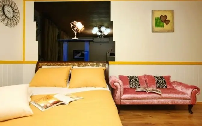 Oda (Symbidium (Jet spa for 3 or 4 Person))