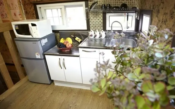 Oda (Snow White (Spa Duplex))