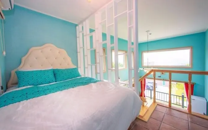 Oda (Gabriel Dong (Blue Duplex))