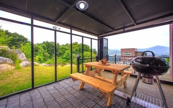 Oda (Gabriel Dong (Blue Duplex))