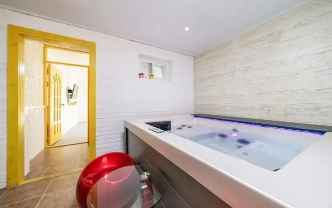 Oda (Mint (Jet Spa))