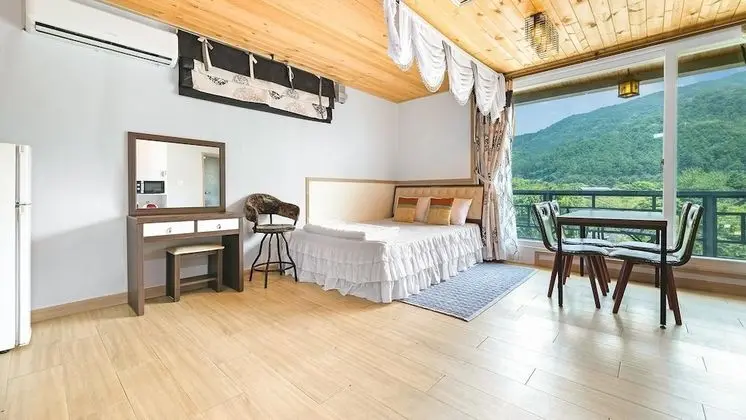 Basic Oda, 1 Yatak Odası (Poongdangi)