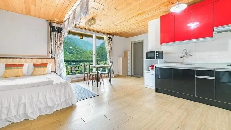 Basic Oda, 1 Yatak Odası (Poongdangi)