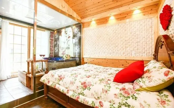 Oda (Byeolbitdong] Red star (multiple floo)