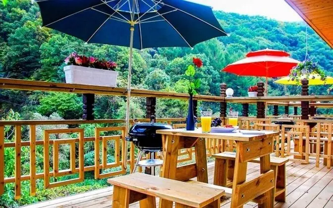 Oda (Byeolbitdong] Red star (multiple floo)