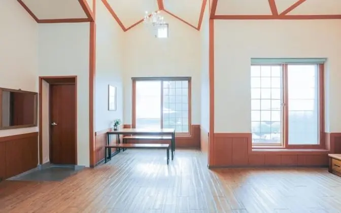 Oda (Room 105 (Duplex Group Room))