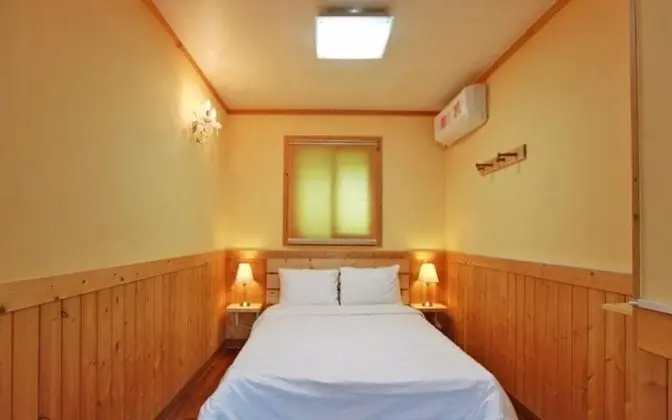 Oda (Fox Star (2 Double Beds))