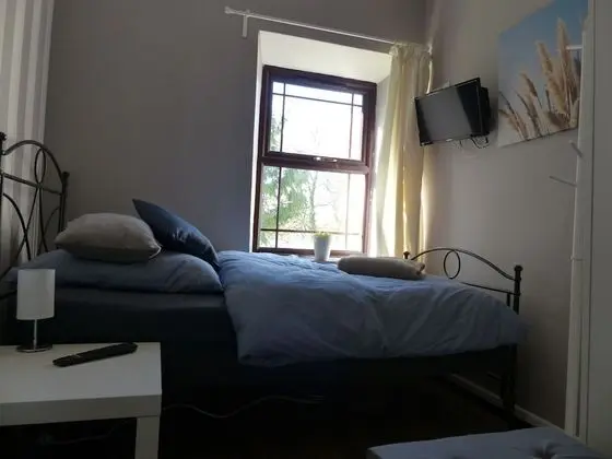 Standard Ev, 4 Yatak Odası, Göl Manzaralı, Göl Kenarı