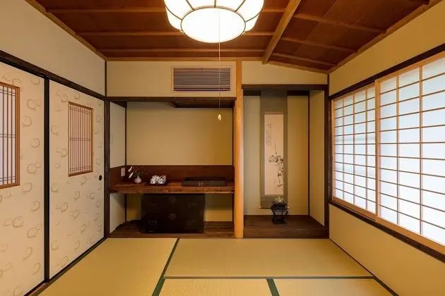 Ev (Garaku-an)