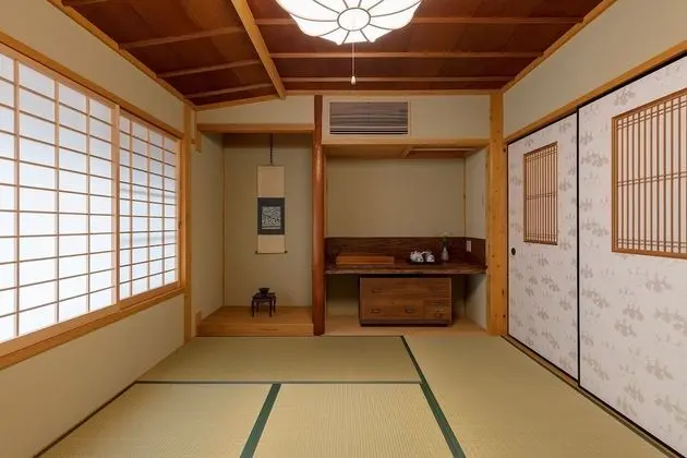 Ev (Garaku-an)