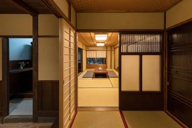 Ev (Garaku-an)