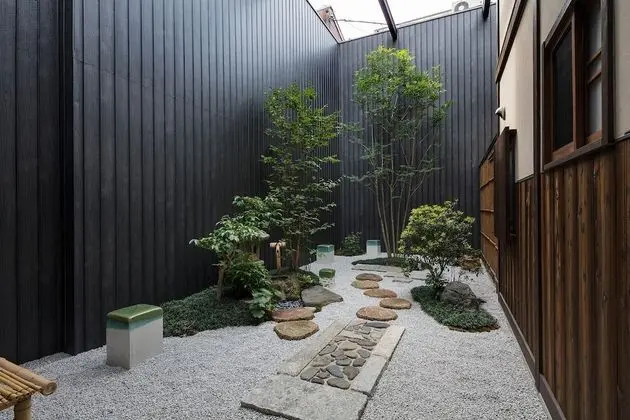 Ev (Garaku-an)