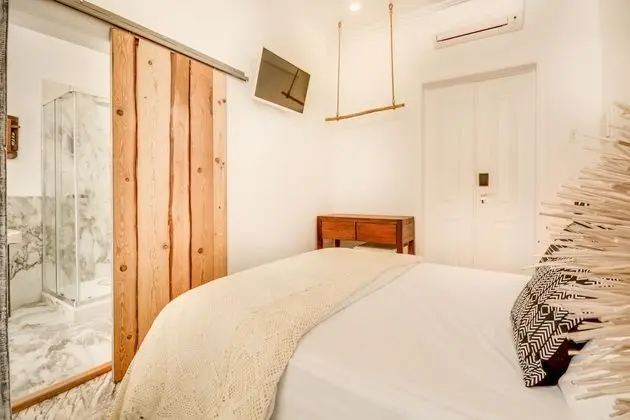 Tek Büyük Yataklı Oda