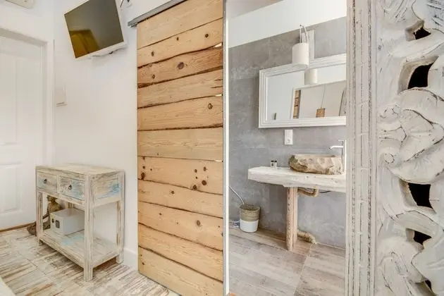 Tek Büyük Yataklı Oda