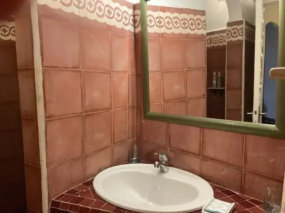 Comfort Üç Kişilik Oda, Banyolu/Duşlu