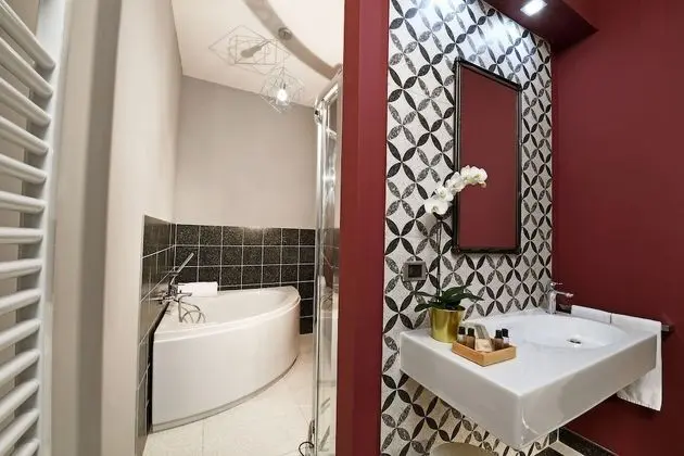 Classic Tek Büyük Yataklı Oda