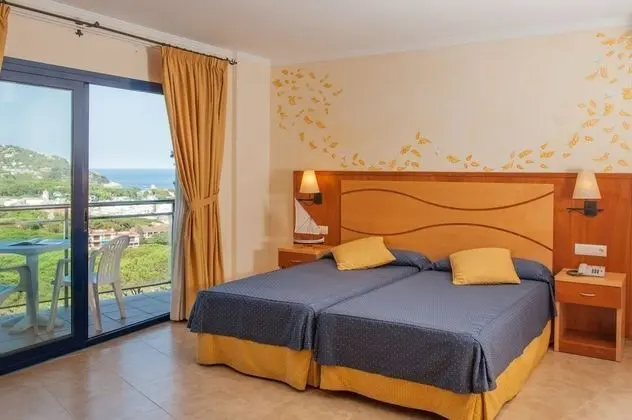 Superior Tek Büyük Yataklı Oda, Balkon, Deniz Manzaralı