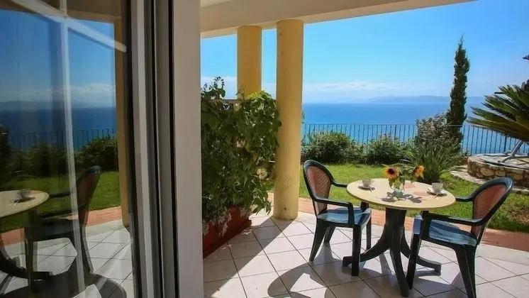 Stüdyo, Deniz Manzaralı