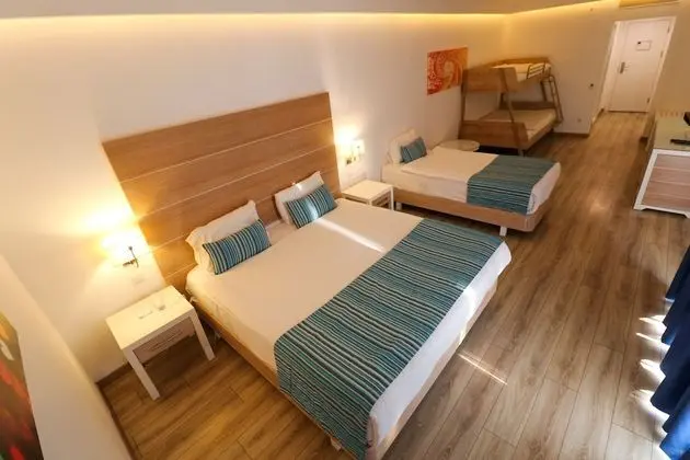 Standard Large Room with Bunkbed