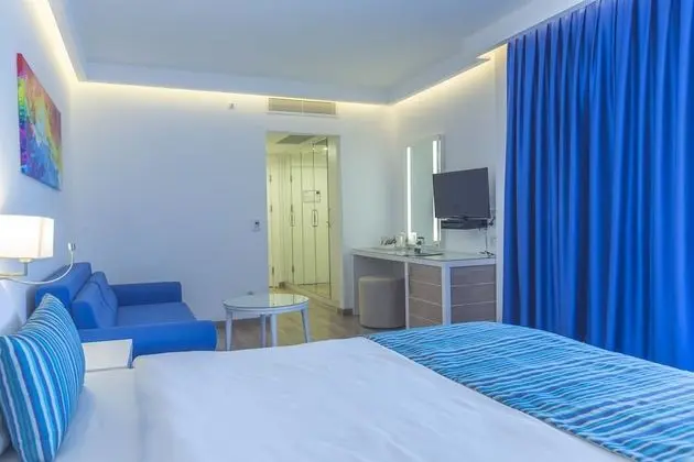Standard Oda, Kısmi Deniz Manzaralı