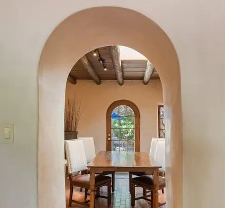 Ev (Garcia St. Adobe - Historic District,)