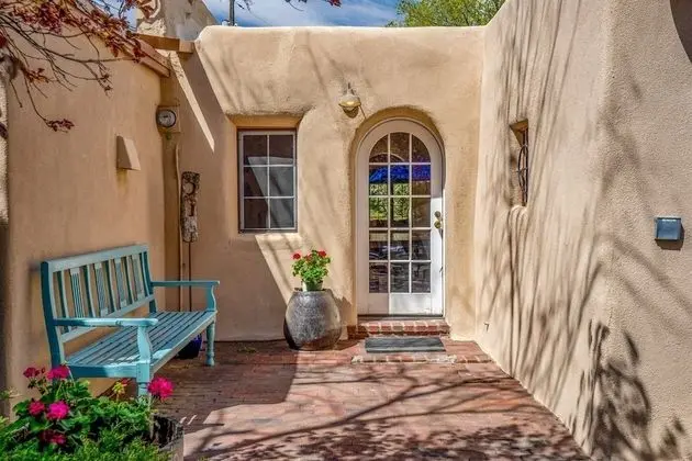 Ev (Garcia St. Adobe - Historic District,)