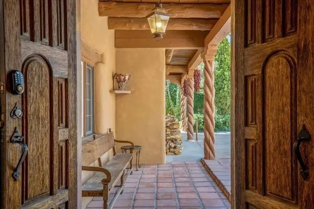 Ev (Garcia St. Adobe - Historic District,)