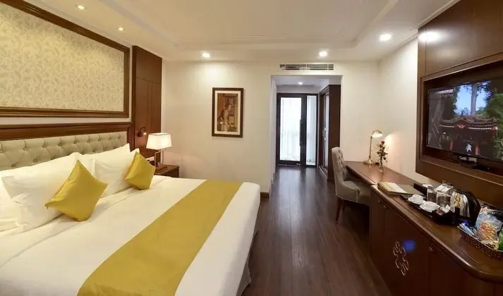 Deluxe Tek Büyük Yataklı Oda