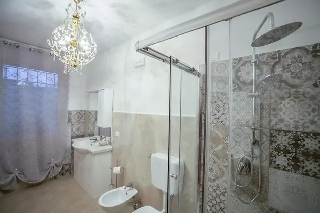 Dört Kişilik Oda, Bahçe Manzaralı